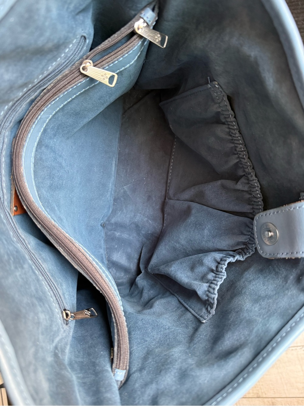 PATRICIA NASH “ADELINE” SAFFLOWER BLUE LEATHER CUT-OUT TOOLED EMBOSSED TOTE - Picture 3 of 16